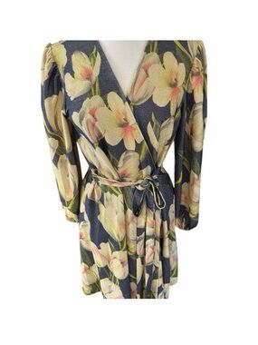 Traffic People - Sparkle Floral Wrap Dress in Navy with Cream & Pink Blooms